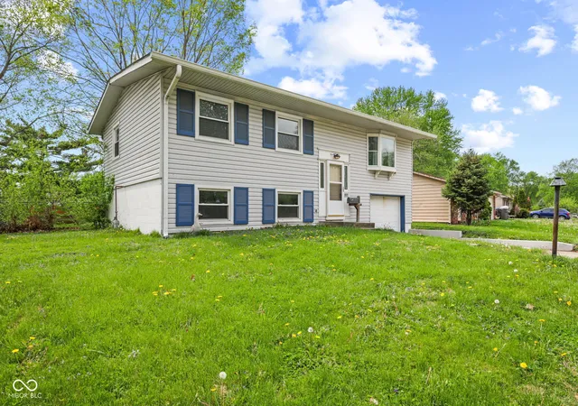 2nd image of 6001 Penway St, Indianapolis, IN 46224 | MLS# 22093924