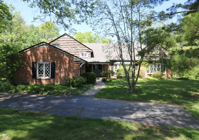 1st image of 1 Crosstie Ln, Batesville, IN 47006 | MLS# 22093939