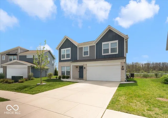 2nd image of 9707 Violet Cir, Indianapolis, IN 46239 | MLS# 22093944
