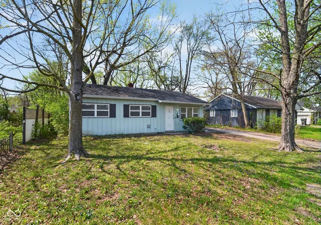 5th image of 4002 N Mitthoefer Rd, Indianapolis, IN 46235 | MLS# 22094029