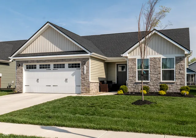 2nd image of 1230 Maumee Ct, Greenfield, IN 46140 | MLS# 22094040