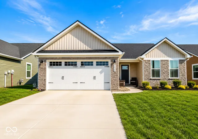 1st image of 1230 Maumee Ct, Greenfield, IN 46140 | MLS# 22094040