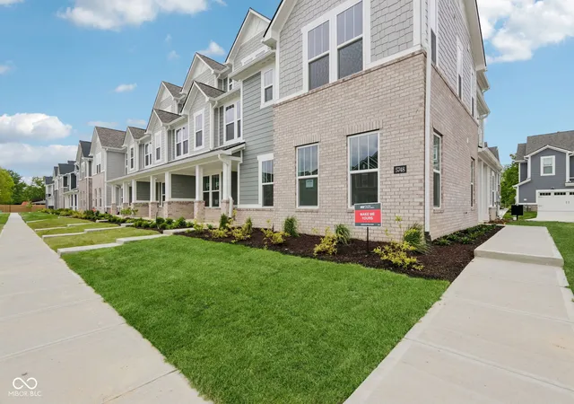 Photo 1 of Single family home for sale at 5748 Arcade Blvd, Mc Cordsville, IN 46055 | MLS# 22094055 | Listing updated on 2026-09-29