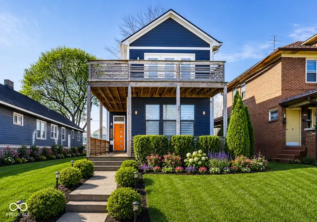 1st image of 1615 Woodlawn Ave, Indianapolis, IN 46203 | MLS# 22094084