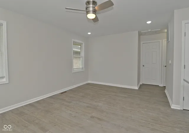 5th image of 2749 Station St, Indianapolis, IN 46218 | MLS# 22094172