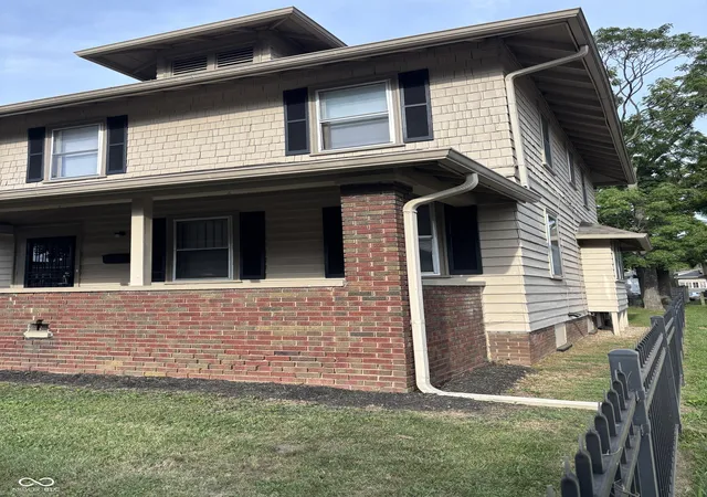 Photo 2 of Single family home for sale at 2937 N Park Ave, Indianapolis, IN 46205 | MLS# 22094188 | Listing updated on 2026-09-05