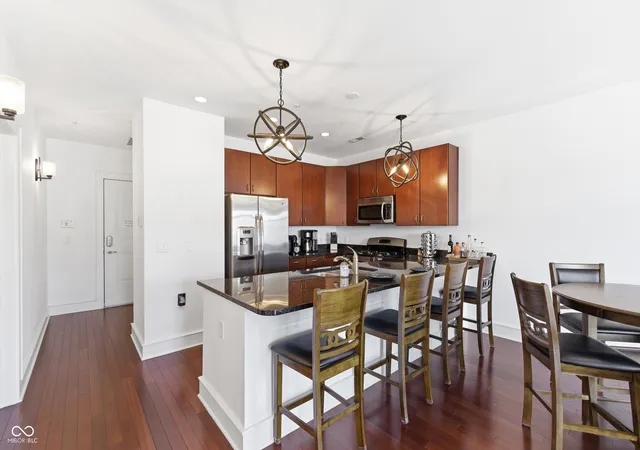 Photo 4 of Condo for sale at 802 N Meridian St #UNIT 204, Indianapolis, IN 46204 | MLS# 22094261 | Listing updated on 2026-09-22