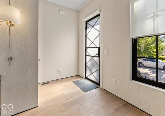 Photo 3 of Townhouse for sale at 1818 N Pennsylvania St, Indianapolis, IN 46202 | MLS# 22094364 | Listing updated on 2026-09-24