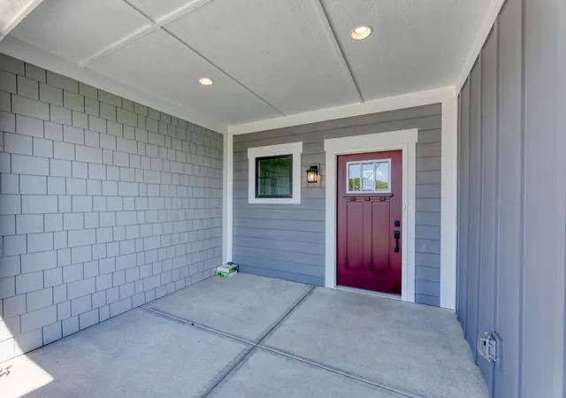2nd image of 5903 Maple Glen Dr, Noblesville, IN 46062 | MLS# 22094552