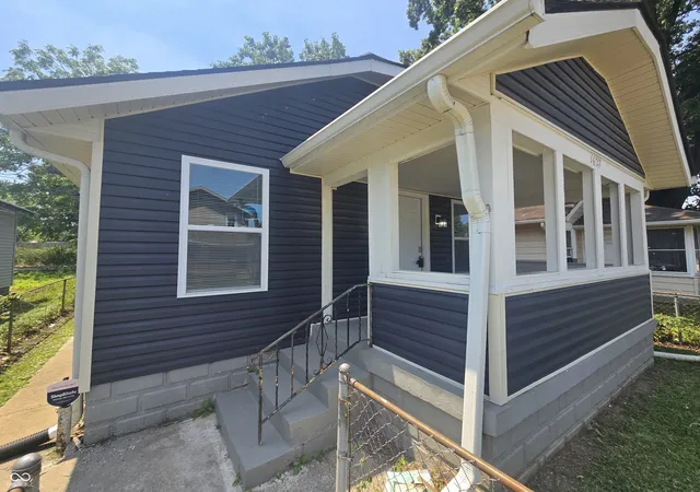 2nd image of 1627 Lawton Ave, Indianapolis, IN 46203 | MLS# 22094608