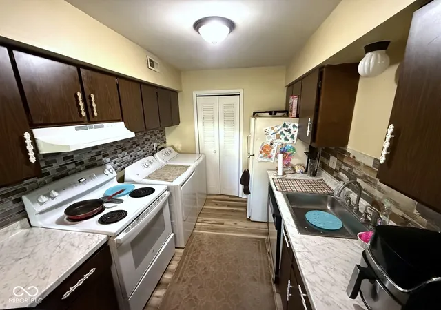 4th image of 10057 Dedham Dr, Indianapolis, IN 46229 | MLS# 22094615