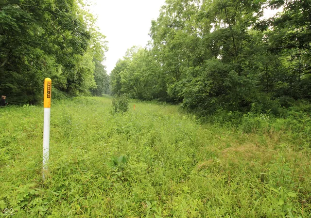 14th image of 0 W Old Nashville Rd, Columbus, IN 47201 | MLS# 22094637