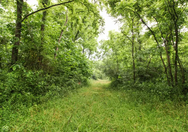 4th image of 0 W Old Nashville Rd, Columbus, IN 47201 | MLS# 22094637