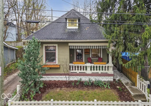 Photo 1 of Sale Pending at 2505 E Saint Clair St, Indianapolis, IN 46201 | MLS# 22094735 | Listing updated on 2026-10-08