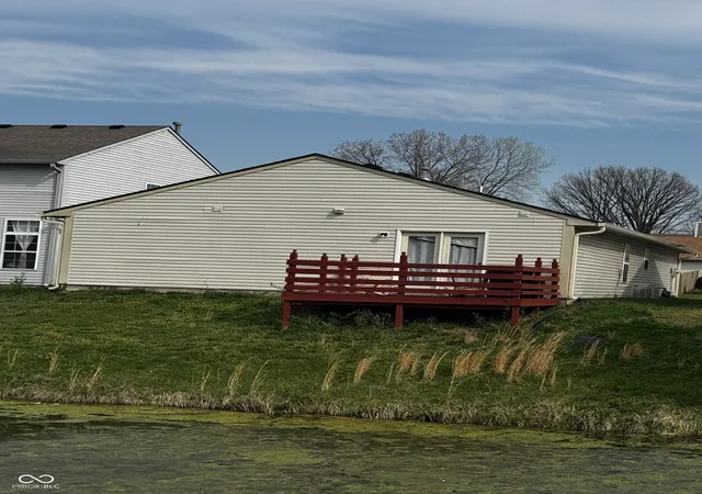 4th image of 529 Meadows Edge Ln, Indianapolis, IN 46217 | MLS# 22094781