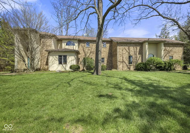 Homes for sale in Connersville, IN | 1288 W County Road 215 S, Connersville, IN 47331 | MLS# 22094799