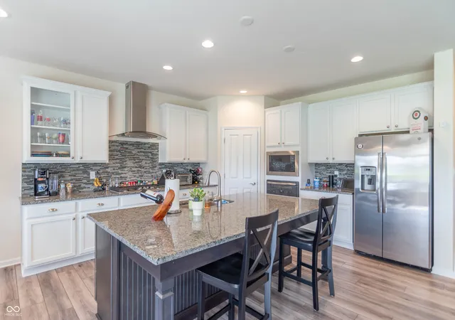 4th image of 4223 Backstretch Ln, Bargersville, IN 46106 | MLS# 22094813