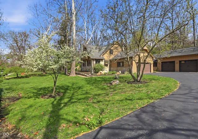 3rd image of 6361 Creekside Ln, Indianapolis, IN 46220 | MLS# 22094874