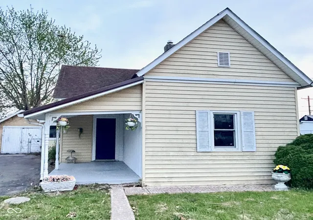 Homes for sale in Alexandria, IN | 513 W Washington St, Alexandria, IN 46001 | MLS# 22094912