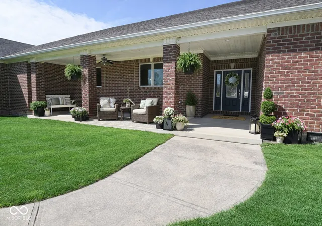 1st image of 4244 Flake Rd, Martinsville, IN 46151 | MLS# 22095076