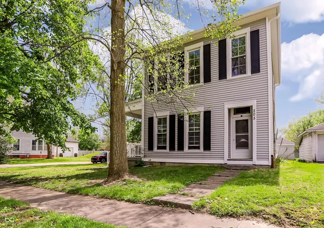 Homes for sale in Jamestown, IN | 205 W Main St, Jamestown, IN 46147 | MLS# 22095202