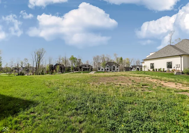 3rd image of 1366 Forest Hills Dr, Westfield, IN 46074 | MLS# 22095243