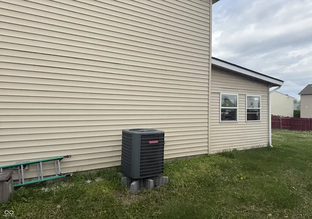 5th image of 910 Angus Wy, Indianapolis, IN 46217 | MLS# 22095322
