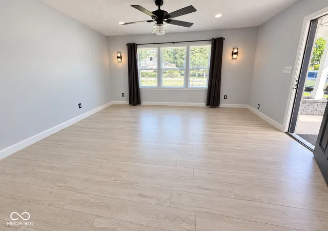 Photo 4 of Single family home for sale at 9530 N Park Ave, Indianapolis, IN 46240 | MLS# 22095363 | Listing updated on 2026-09-23