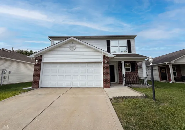 Photo 1 of Single family home for sale at 659 Day Break Dr, Greenwood, IN 46143 | MLS# 22095391 | Listing updated on 2026-10-08