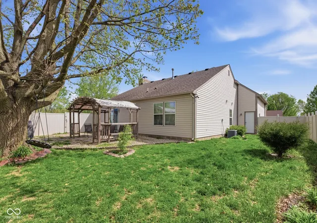Homes for sale in Indianapolis, IN | 2074 Alysheba Dr, Indianapolis, IN 46234 | MLS# 22095470