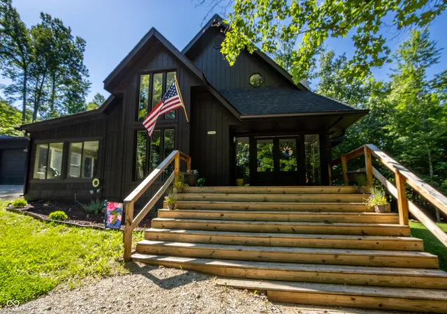 Photo 1 of Single family home for sale at 7811 Bean Blossom Rd, Trafalgar, IN 46181 | MLS# 22095475 | Listing updated on 2026-09-13