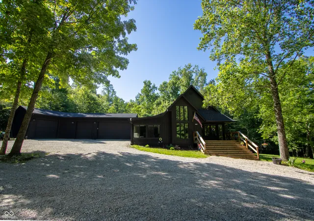 Photo 3 of Single family home for sale at 7811 Bean Blossom Rd, Trafalgar, IN 46181 | MLS# 22095475 | Listing updated on 2026-09-13