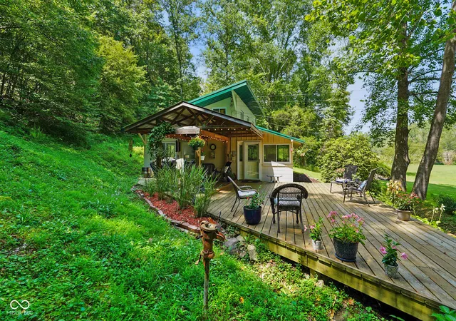 Homes for sale in Nashville, IN | 3978 State Road 135 S, Nashville, IN 47448 | MLS# 22095504