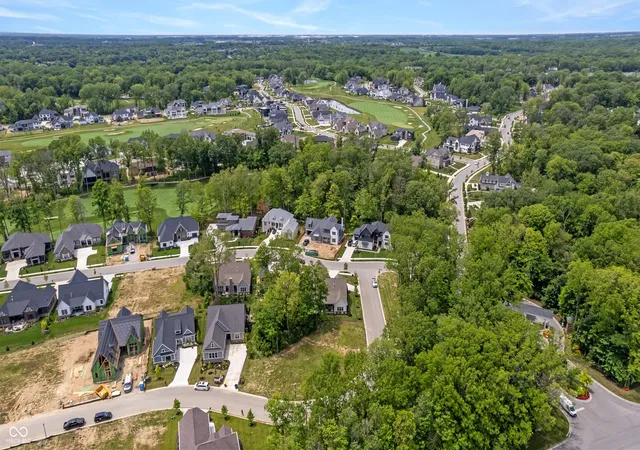 3rd image of 4130 Hartswick Ct, Zionsville, IN 46077 | MLS# 22095535