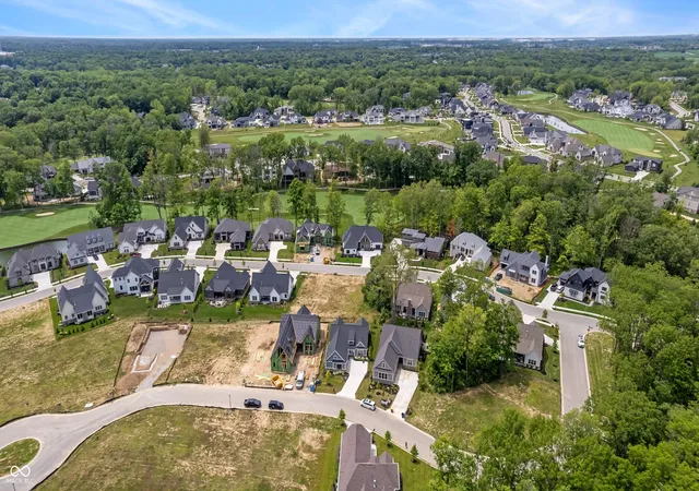 4th image of 4130 Hartswick Ct, Zionsville, IN 46077 | MLS# 22095535