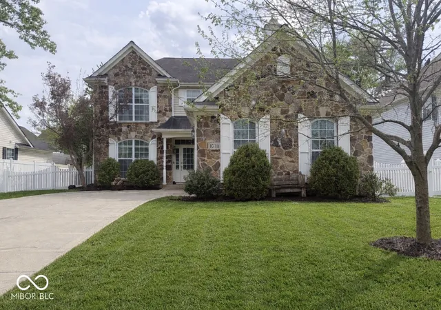 1st image of 10811 Meadow Wing Ct, Noblesville, IN 46060 | MLS# 22095547