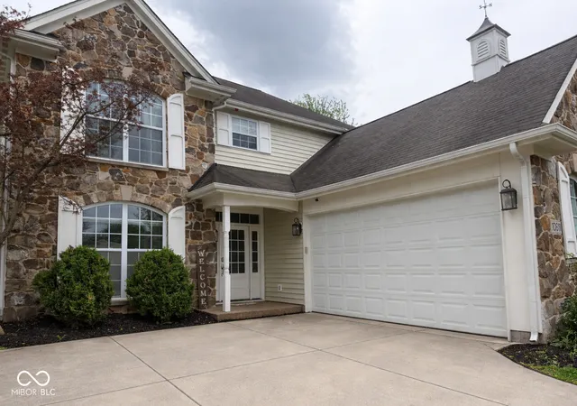 2nd image of 10811 Meadow Wing Ct, Noblesville, IN 46060 | MLS# 22095547