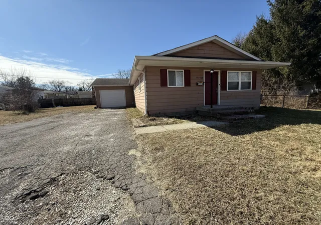 1st image of 9701 Ellis Ct, Indianapolis, IN 46235 | MLS# 22095569
