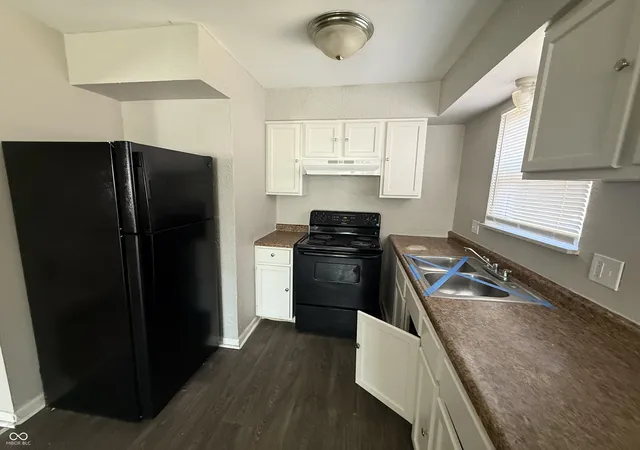 4th image of 9701 Ellis Ct, Indianapolis, IN 46235 | MLS# 22095569