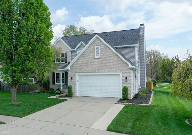 Homes for sale in Indianapolis, IN | 6129 Albury Dr, Indianapolis, IN 46236 | MLS# 22095579