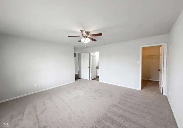 Photo 4 of Single family home for sale at 526 Bourneside Dr, Greenfield, IN 46140 | MLS# 22095594 | Listing updated on 2026-10-30