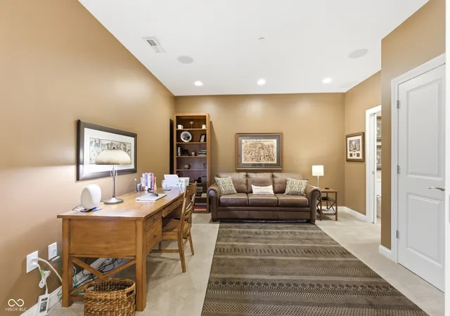 4th image of 333 Massachusetts Ave #UNIT 303, Indianapolis, IN 46204 | MLS# 22095615