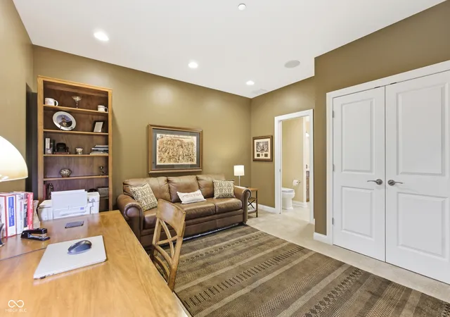 5th image of 333 Massachusetts Ave #UNIT 303, Indianapolis, IN 46204 | MLS# 22095615