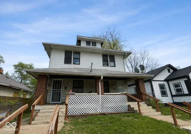 1st image of 939 N Sherman Dr, Indianapolis, IN 46201 | MLS# 22095620
