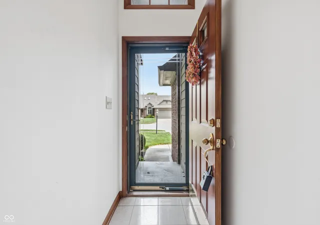 Photo 4 of Single family home for sale at 735 Cottage Ln, Greenwood, IN 46143 | MLS# 22095625 | Listing updated on 2026-09-04