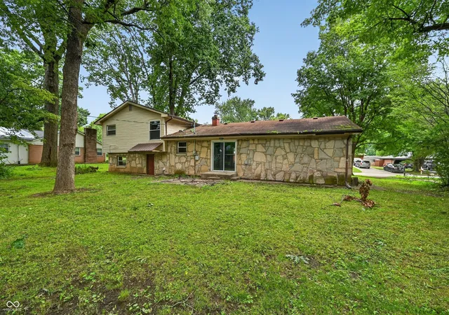 Photo 4 of Single family home for sale at 7045 Buick Dr, Indianapolis, IN 46214 | MLS# 22095662 | Listing updated on 2026-09-19