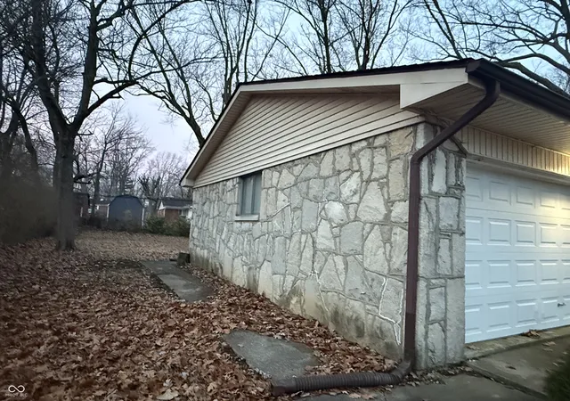 6th image of 7045 Buick Dr, Indianapolis, IN 46214 | MLS# 22095662