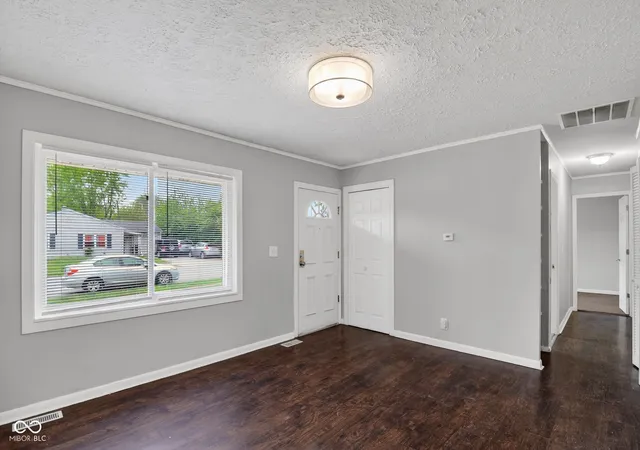 4th image of 9846 Catalina Dr, Indianapolis, IN 46235 | MLS# 22095675
