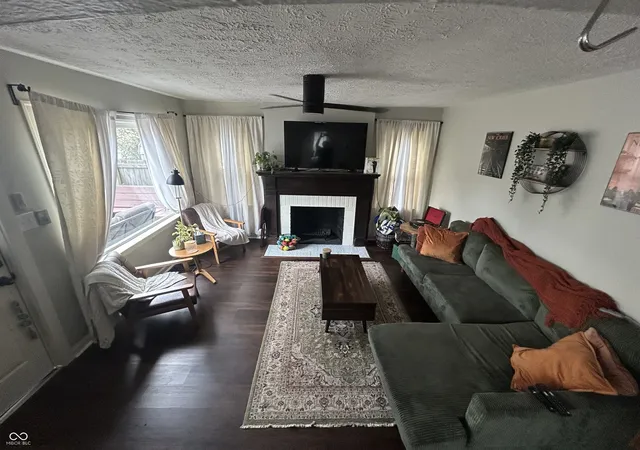4th image of 475 N Gibson Ave, Indianapolis, IN 46219 | MLS# 22095828