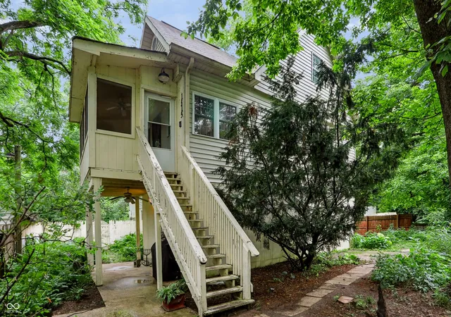 3rd image of 1515 E 69Th St, Indianapolis, IN 46220 | MLS# 22095933